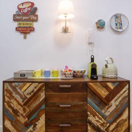 Domus Angioina Bed & Breakfast Napoli Bagian luar foto