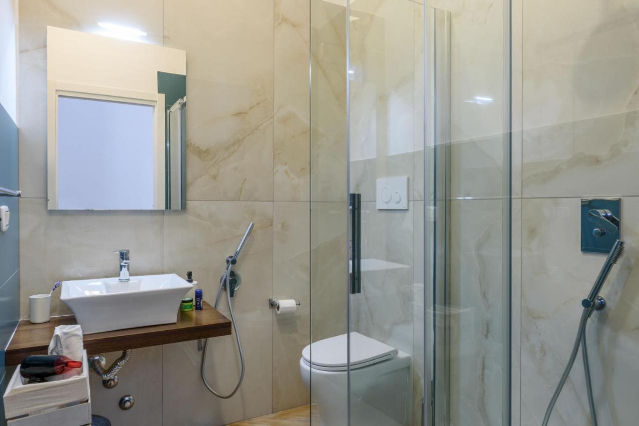 Domus Angioina Bed & Breakfast Napoli Bagian luar foto